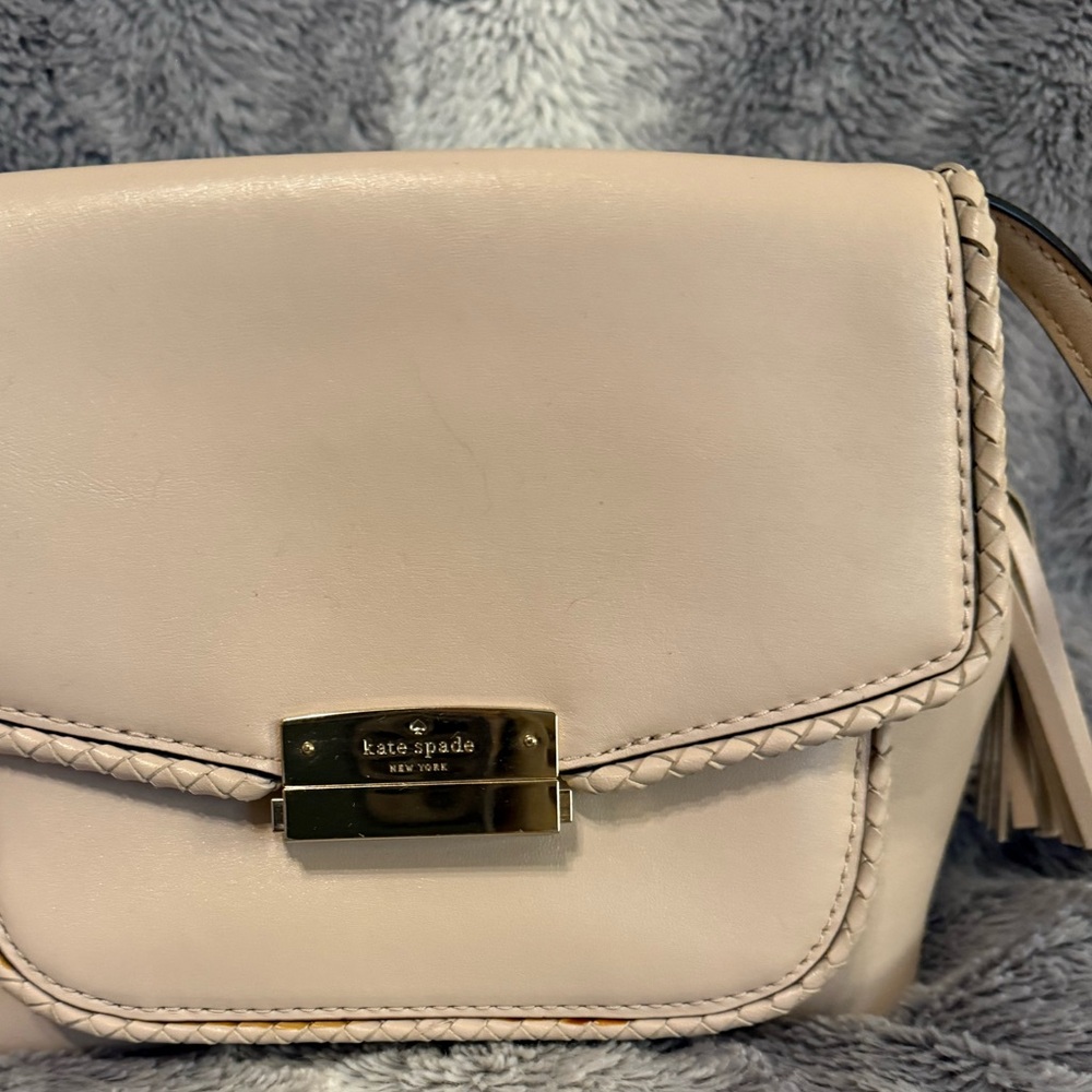 Kate Spade Cream Crossbody Bag - Picture 13 of 13